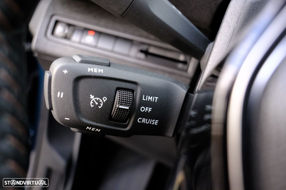 Peugeot 3008 1.2 PureTech Allure Pack - 16
