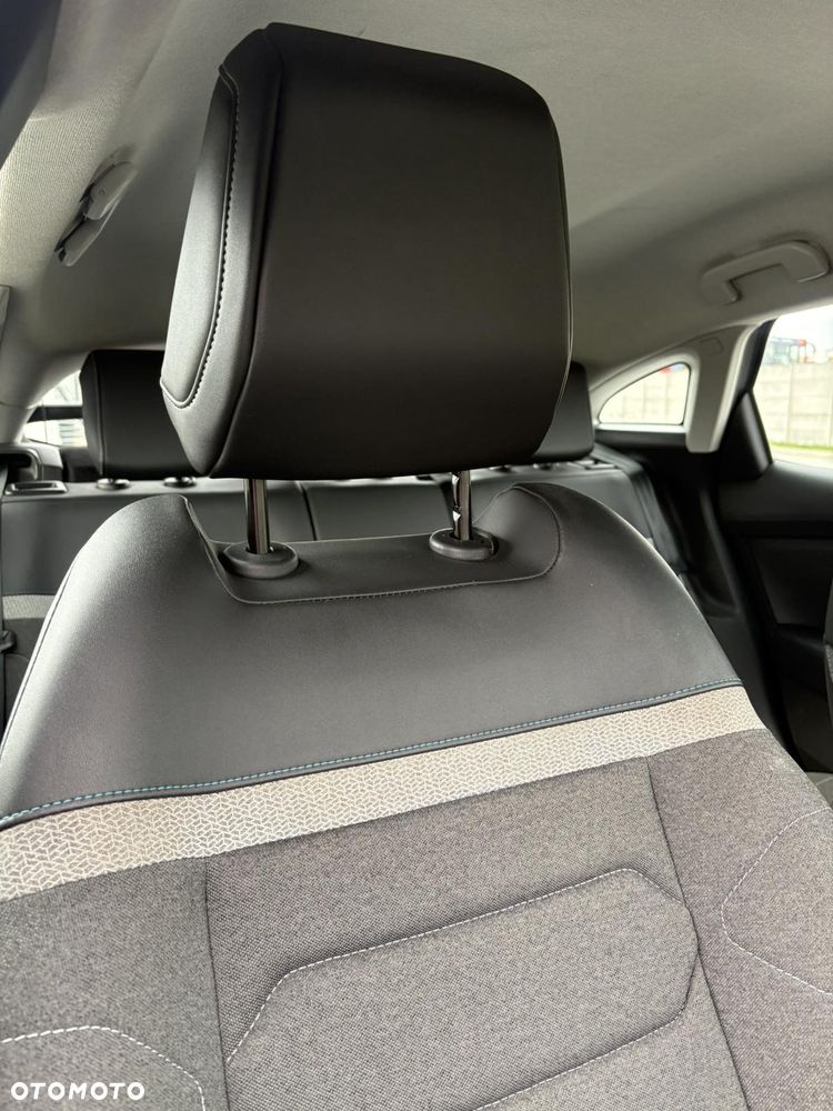 Citroën C4 BlueHDi 130 Stop&Start EAT8 MAX - 12
