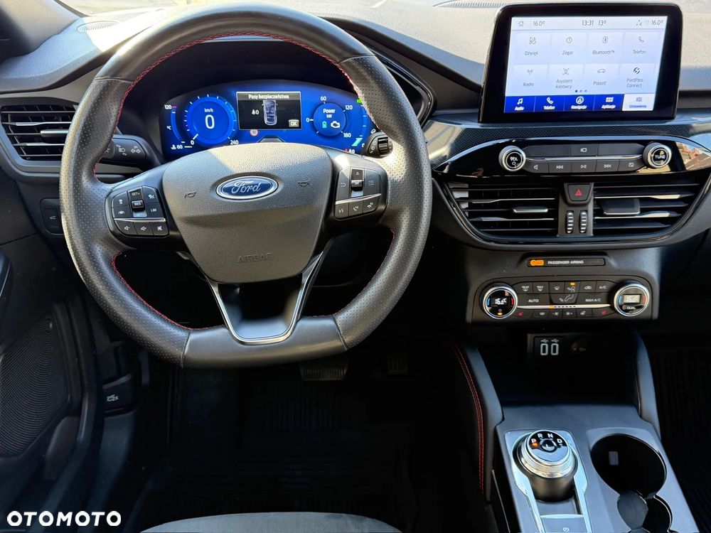 Ford Kuga 2.5 Duratec FHEV 4x4 ST-LINE X - 22