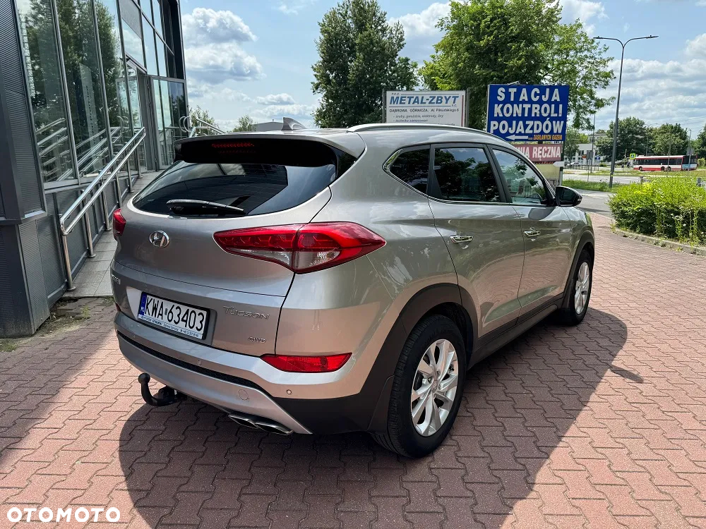 Hyundai Tucson 2.0 CRDi 4WD Style - 6