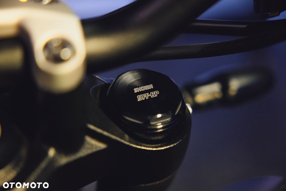 Triumph Trident - 35