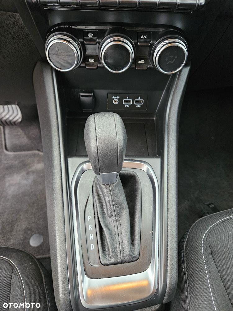 Renault Captur 1.3 TCe mHEV Zen EDC - 24