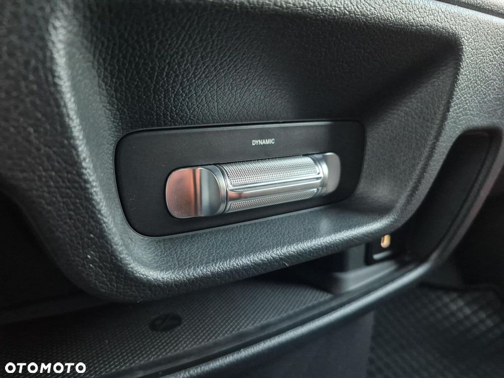 Mercedes-Benz Vito - 26