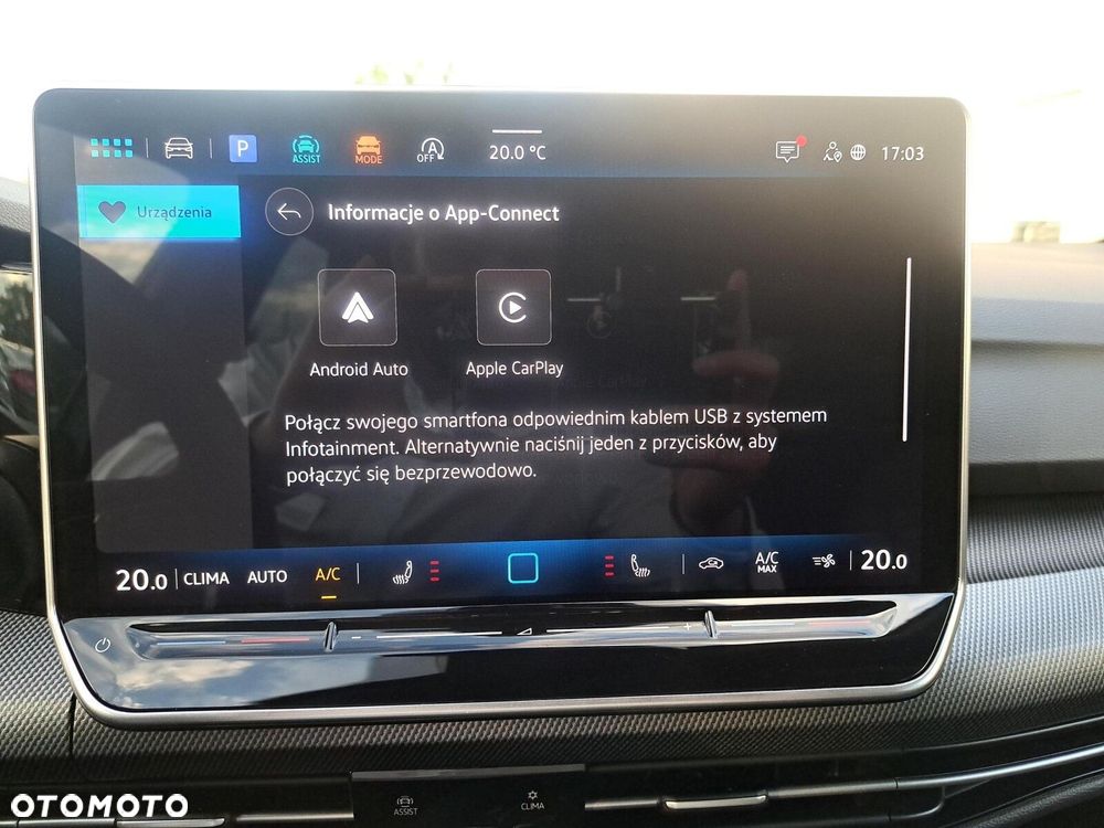 Volkswagen Golf VIII 1.5 eTSI mHEV R-Line Plus DSG - 26