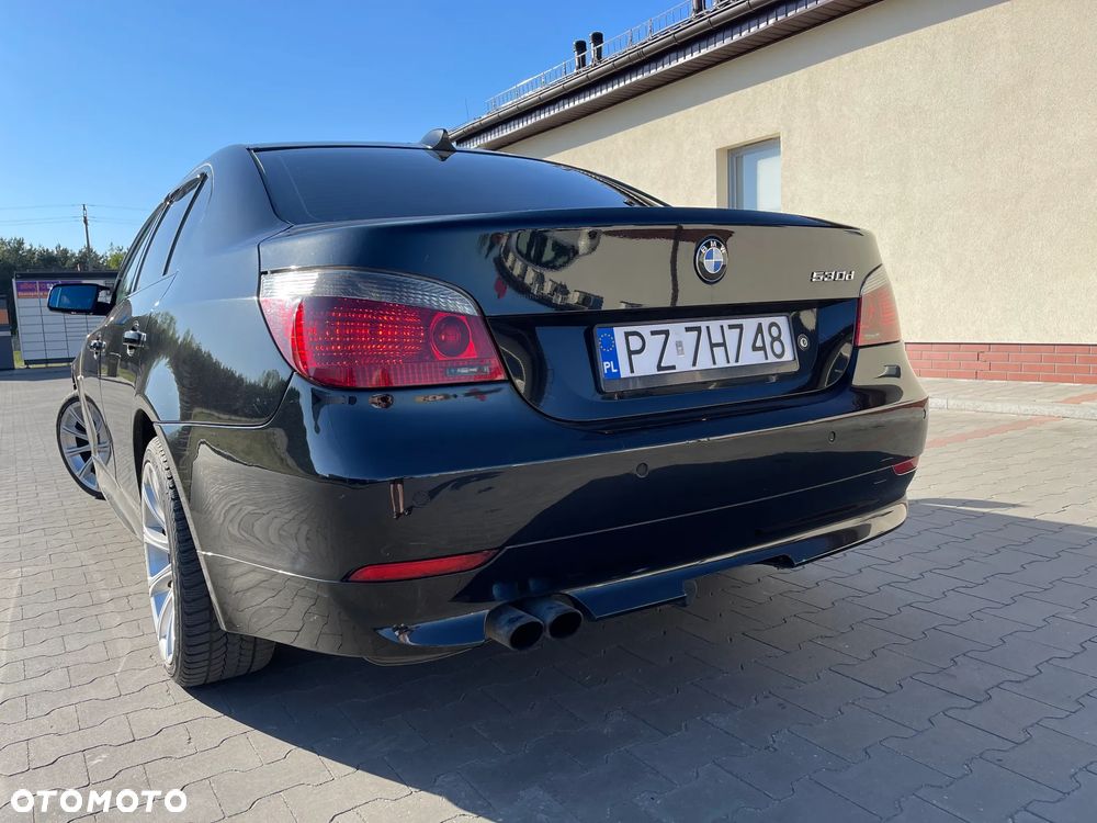 BMW Seria 5 530d - 28