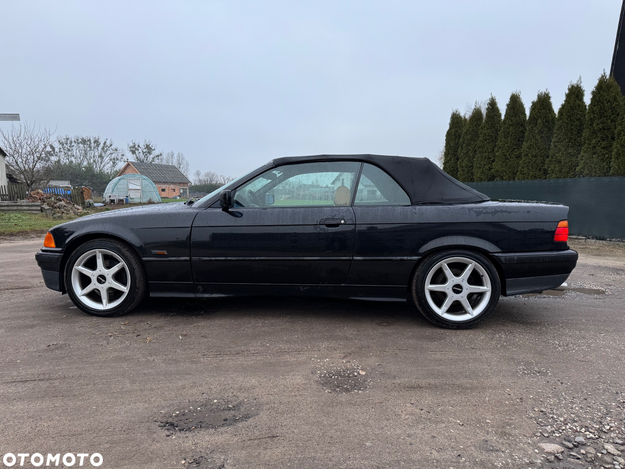 BMW Seria 3 318i Cabriolet - 4