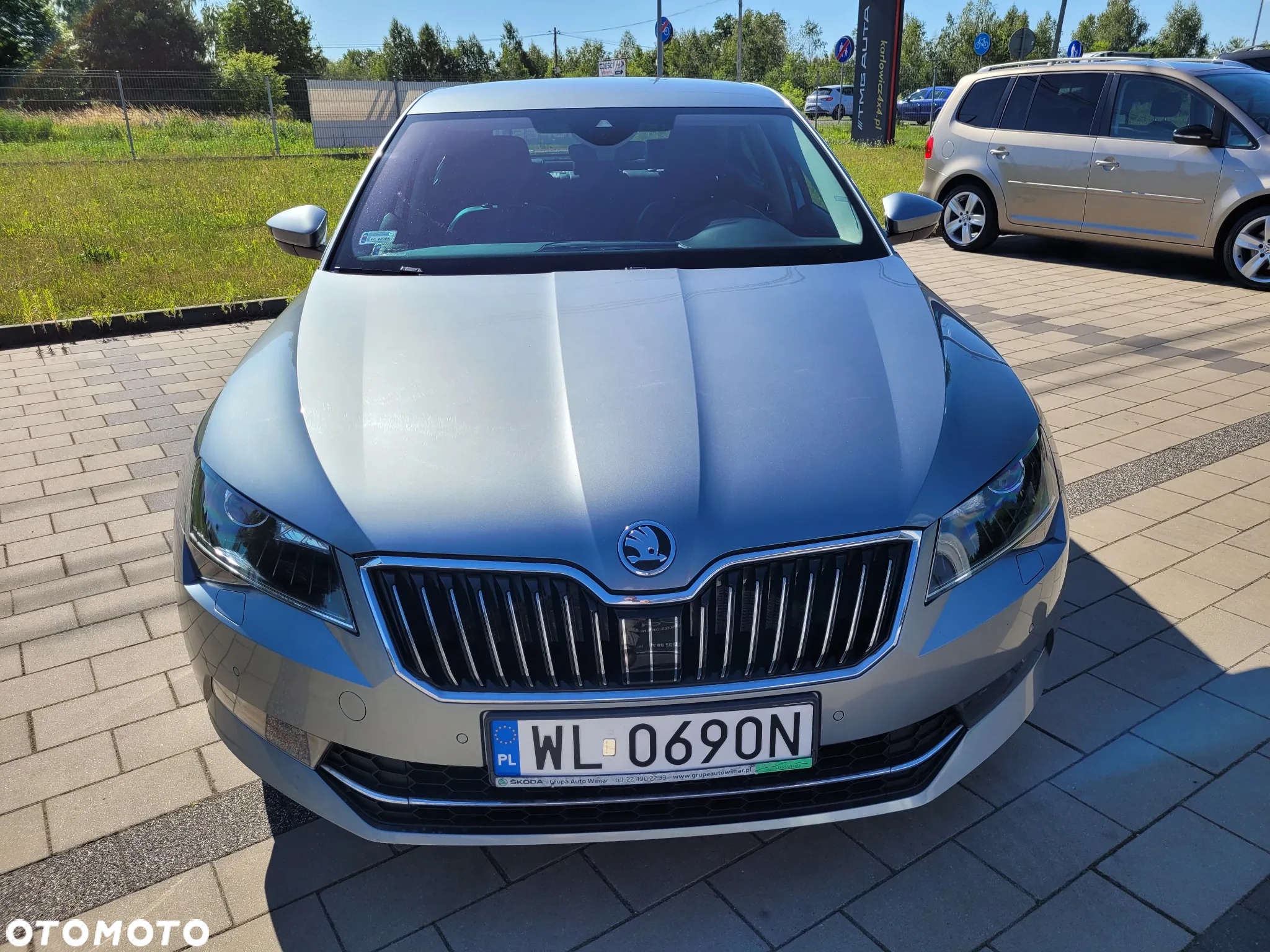 Skoda Superb 2.0 TDI 4x4 L&K DSG - 12