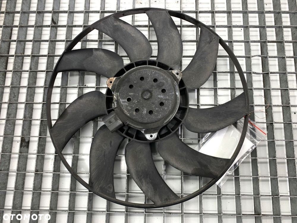 WENTYLATOR CHŁODNICY  AUDI A4 B8 (8K2) 2007 - 2015 2.0 TDI 105 kW [143 KM] olej napędowy 2007 - - 2