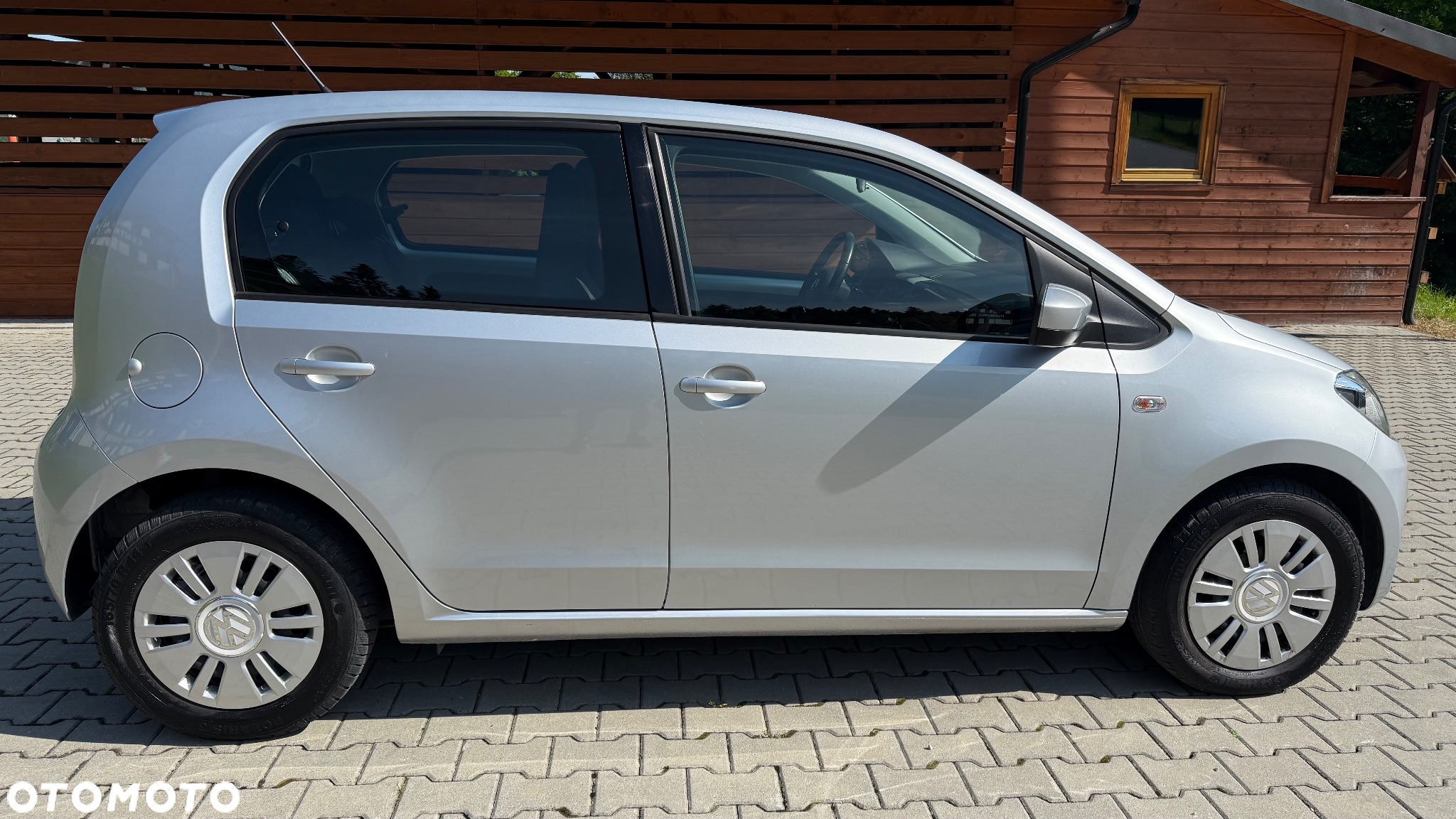 Volkswagen up! (BlueMotion Technology) high - 5