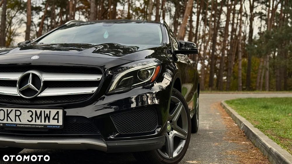 Mercedes-Benz GLA 250 7G-DCT AMG Line - 3