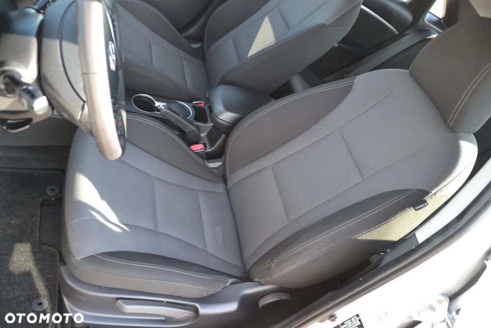 Hyundai i30 i30cw 1.6 Trend - 23