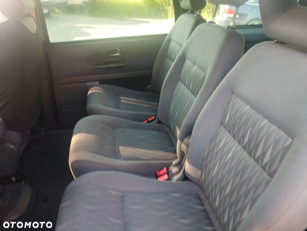 Ford Galaxy - 7