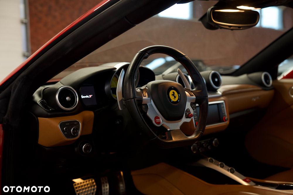 Ferrari California T - 29