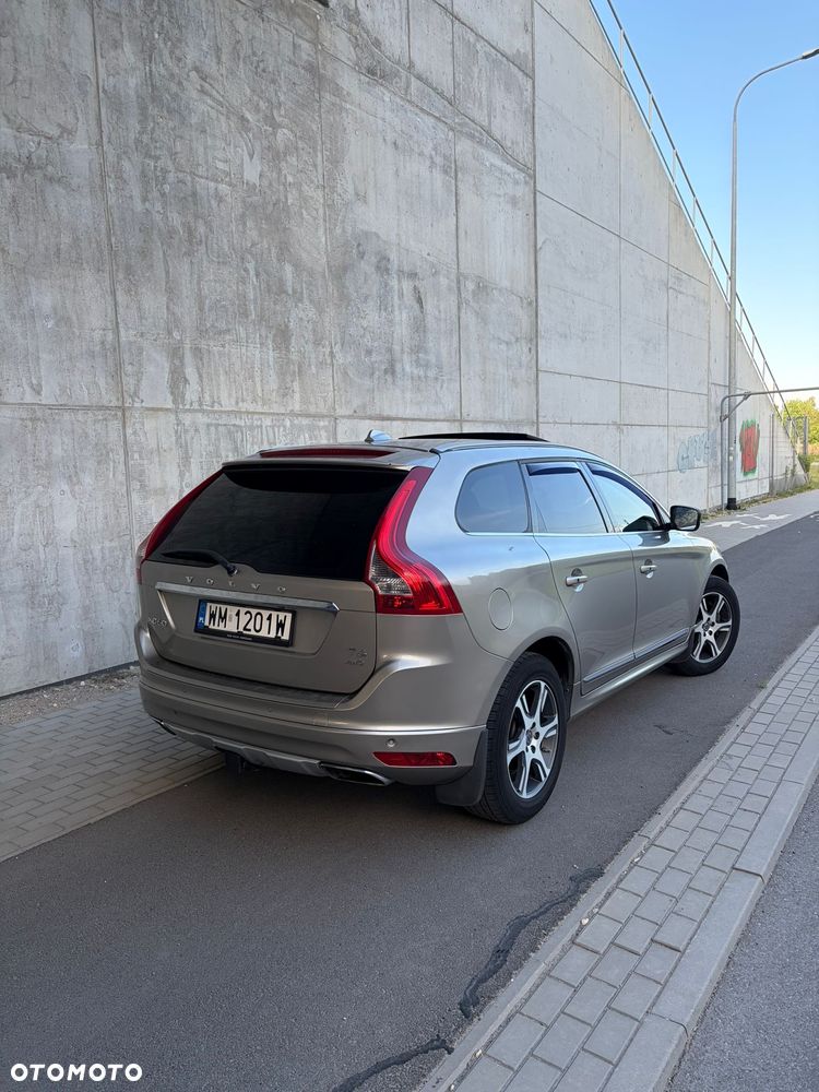 Volvo XC 60 - 6