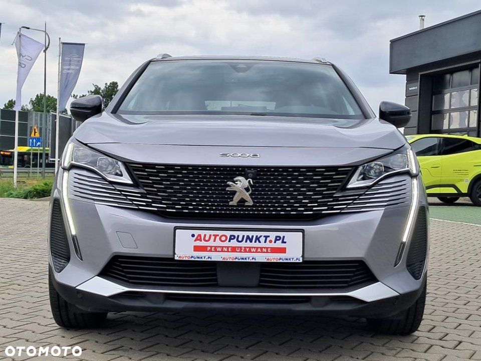 Peugeot 5008 - 8
