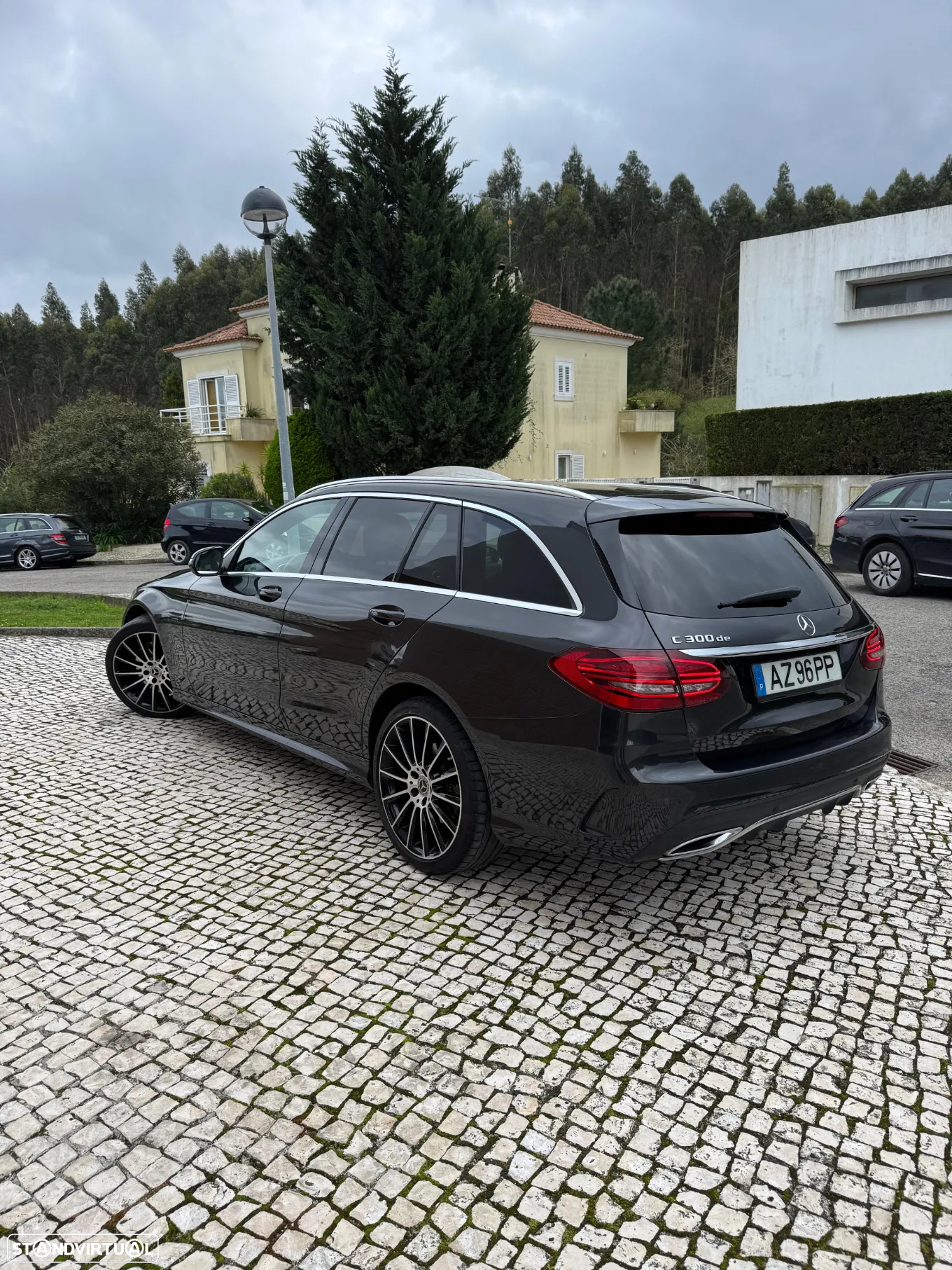 Mercedes-Benz C 300 BlueTEC Hybrid AMG Line - 3