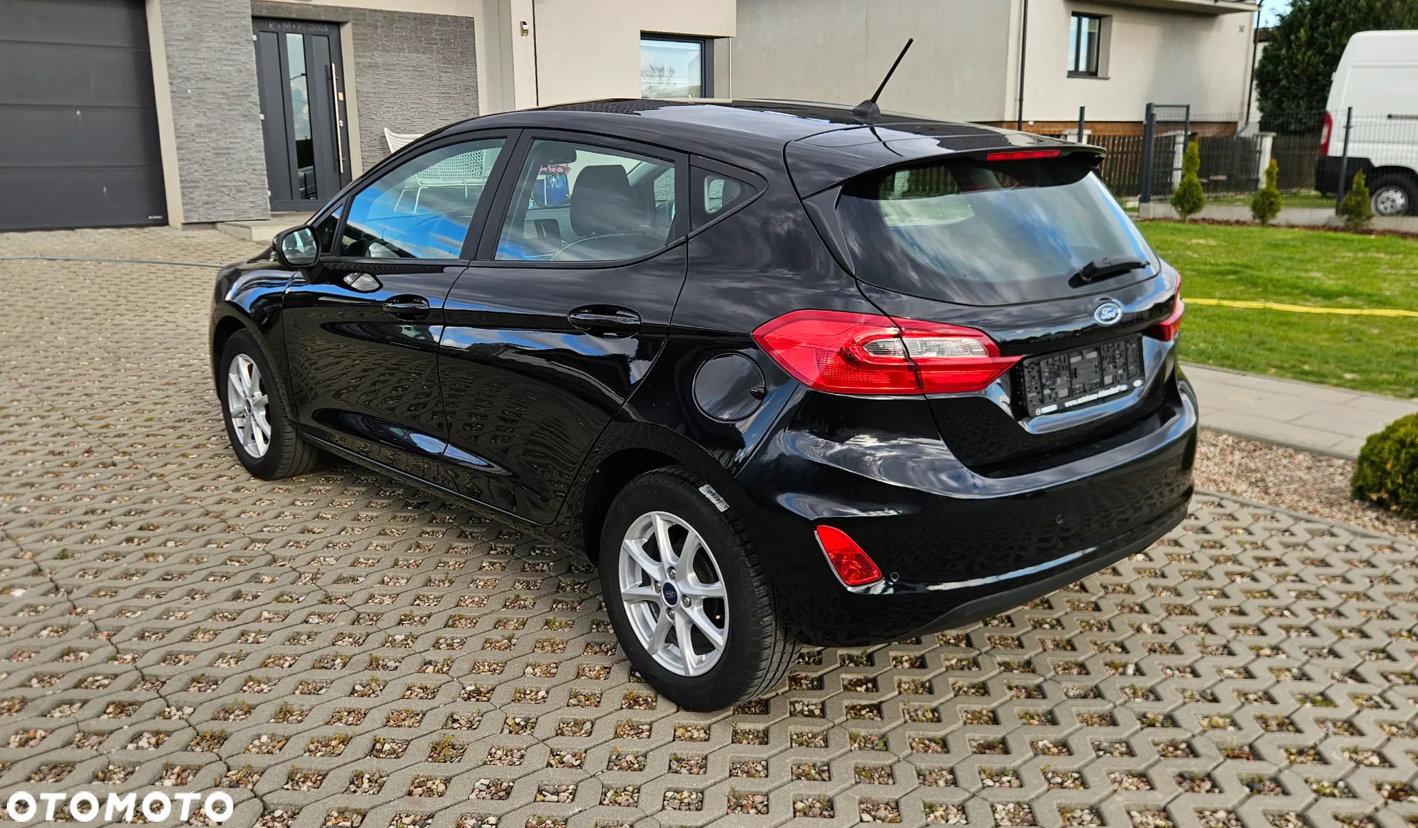 Ford Fiesta 1.1 S&S TITANIUM - 3
