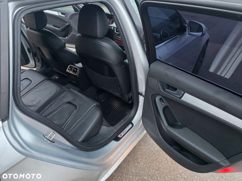 Audi A4 Avant 2.0 TDI DPF quattro S line Sportpaket (plus) - 14