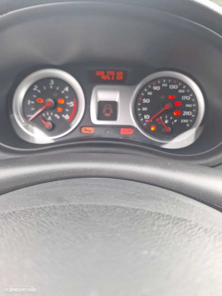 Renault Clio Break 1.5 dCi Dynamique - 9