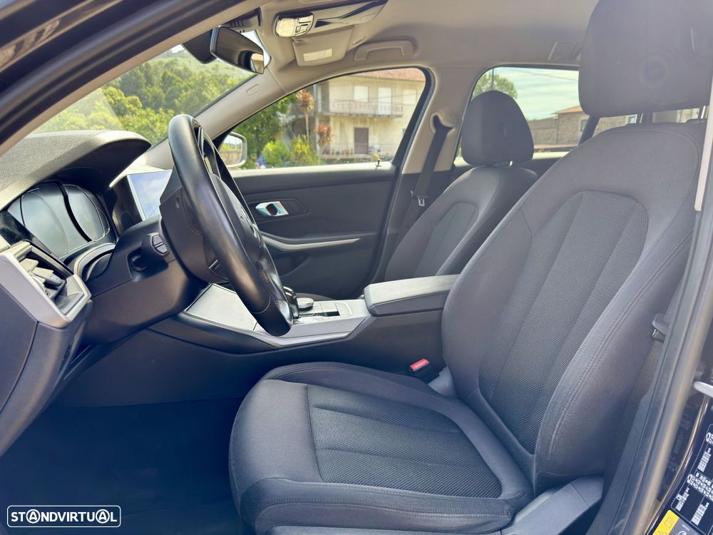 BMW 330 - 6