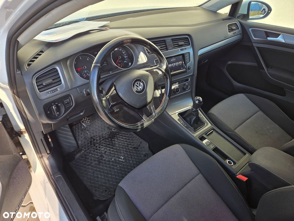 Volkswagen Golf - 7