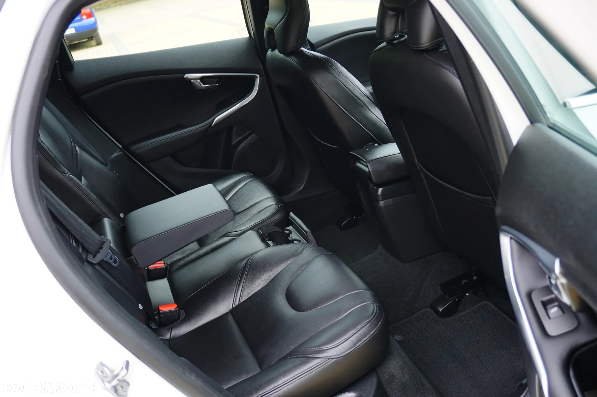 Volvo V40 D2 Inscription - 26