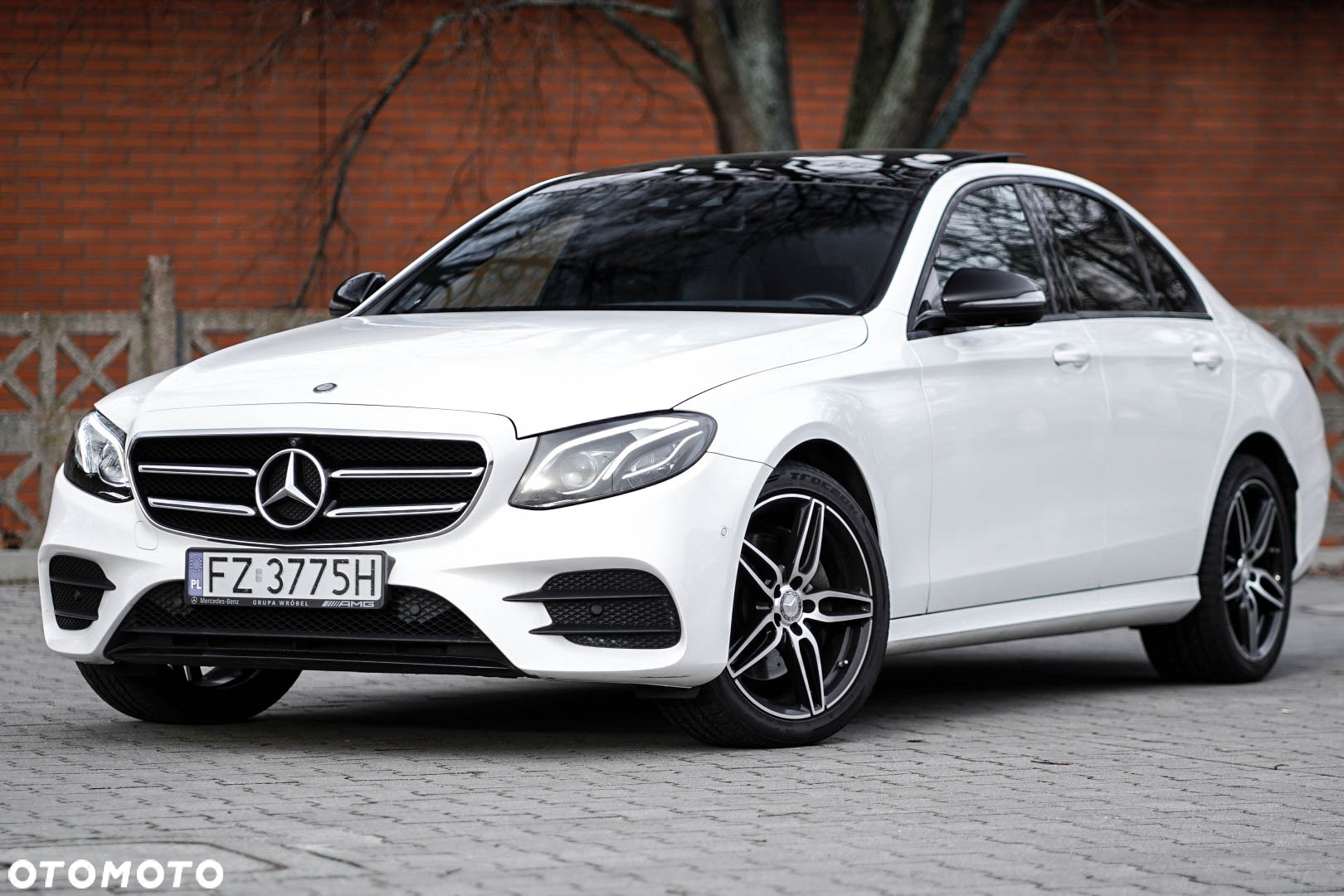 Mercedes-Benz Klasa E 220 d 9G-TRONIC - 4