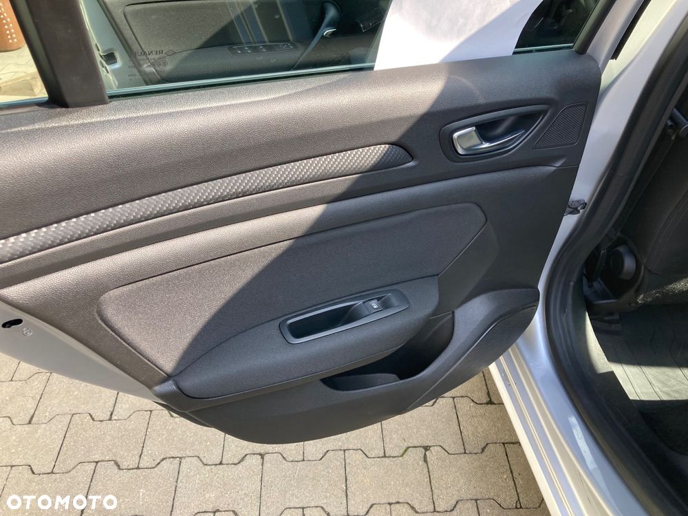 Renault Megane 1.5 Blue dCi Business - 24