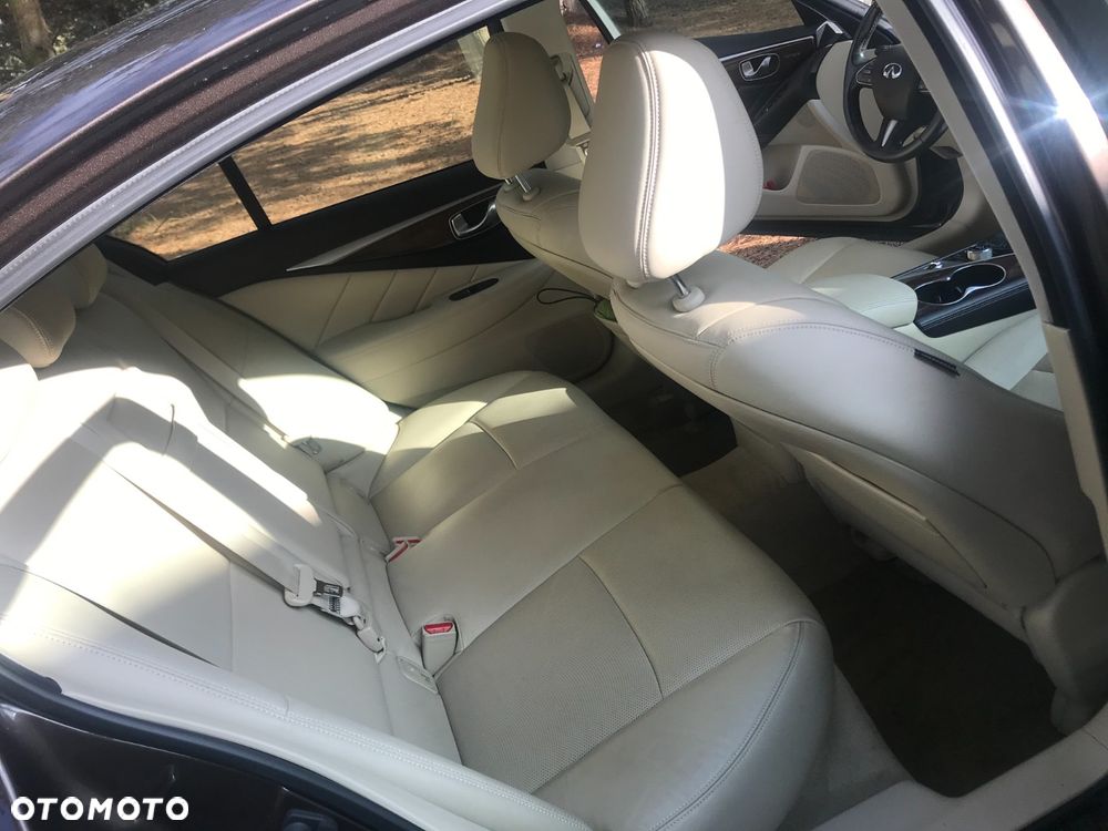 Infiniti Q50 2.2d Premium Sound Studio by Bose - 14