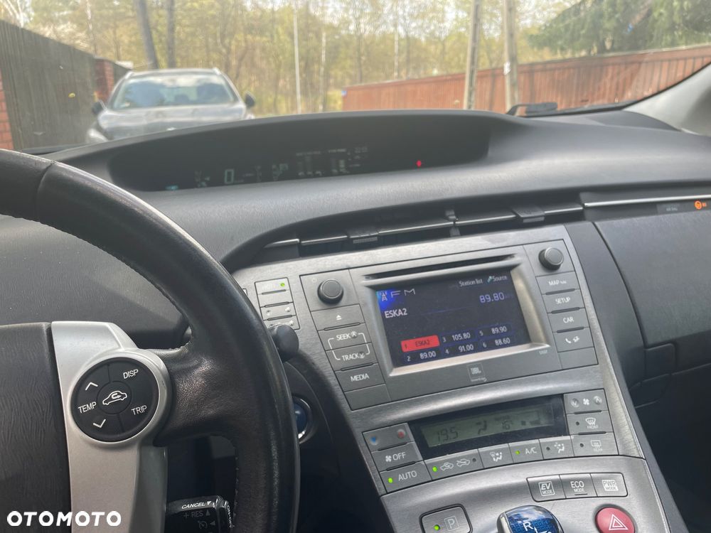 Toyota Prius 1.8 Hybrid Prestige - 22