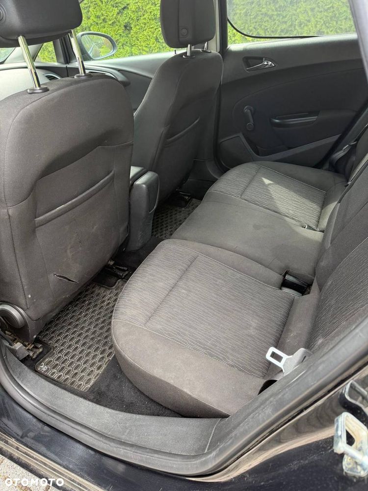Opel Astra 1.6 - 11