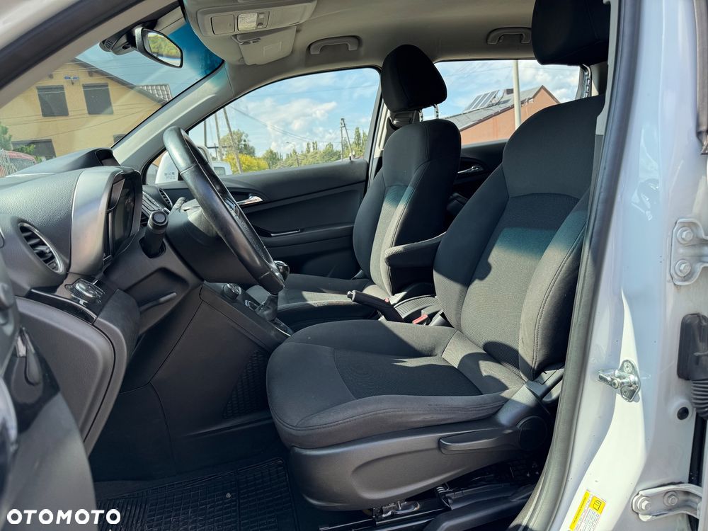 Chevrolet Orlando - 12