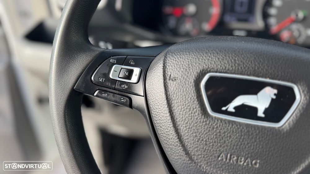 VW Crafter MAN 5.160 CX Automática RWD - 19