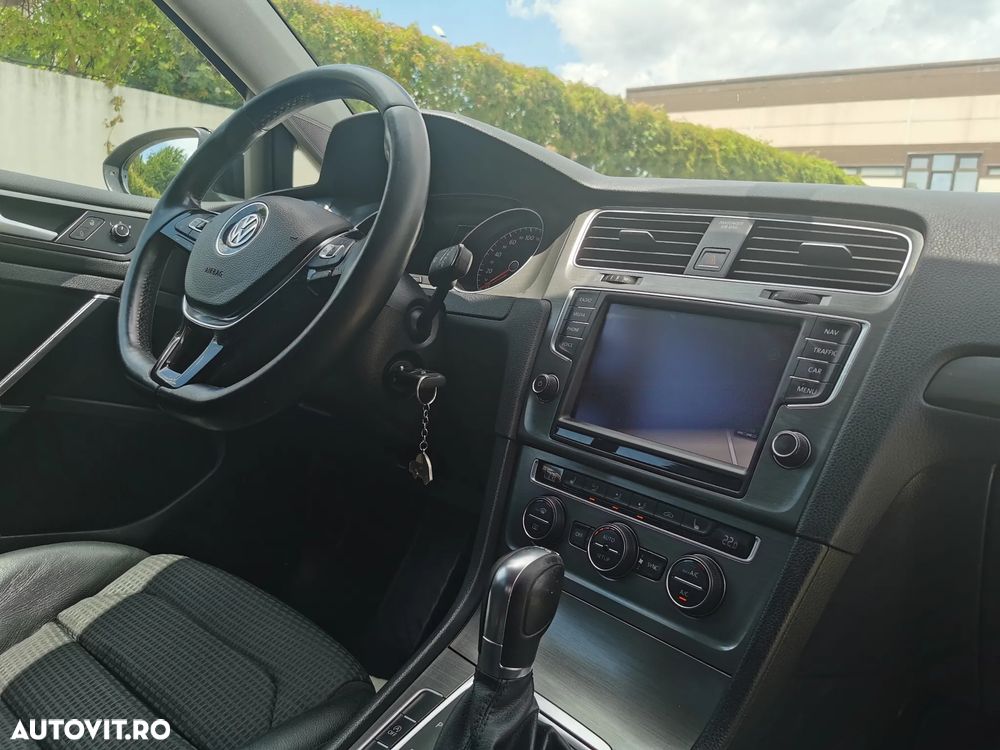 Volkswagen Golf 1.6 TDI DSG BMT Comfortline - 7