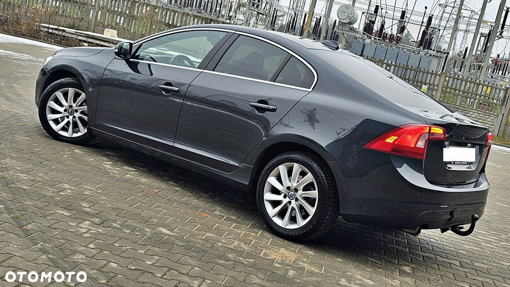 Volvo S60 - 2