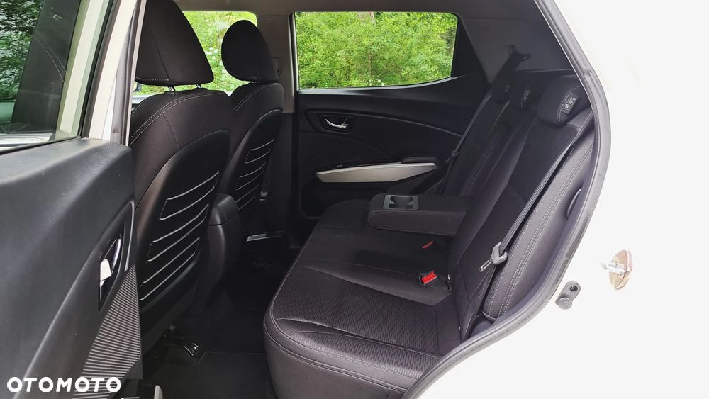 SsangYong/KGM Tivoli e-XDi 160 2WD Black+White - 26