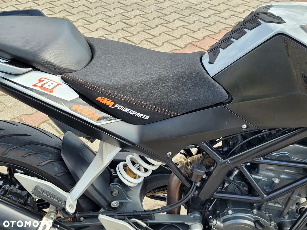 KTM Duke 125 - 16