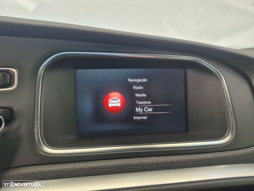 Volvo V40 2.0 D2 R-Design - 20