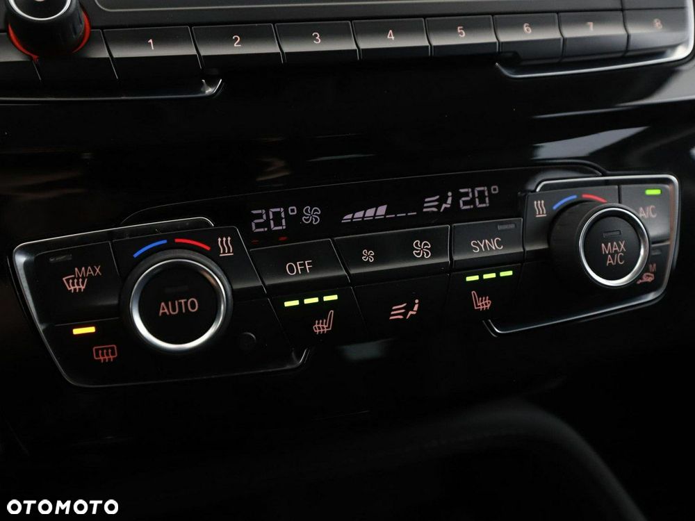 BMW X1 sDrive20d xLine - 27