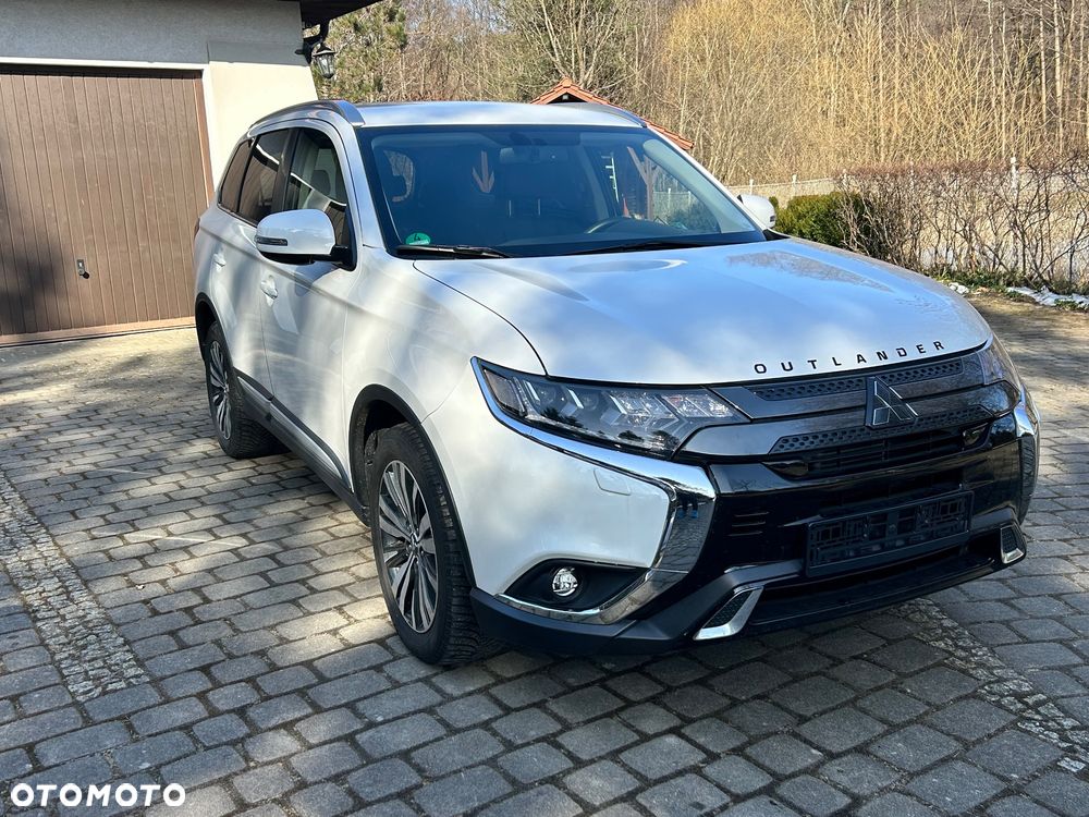 Mitsubishi Outlander 2.0 2WD CVT Diamant+ - 6