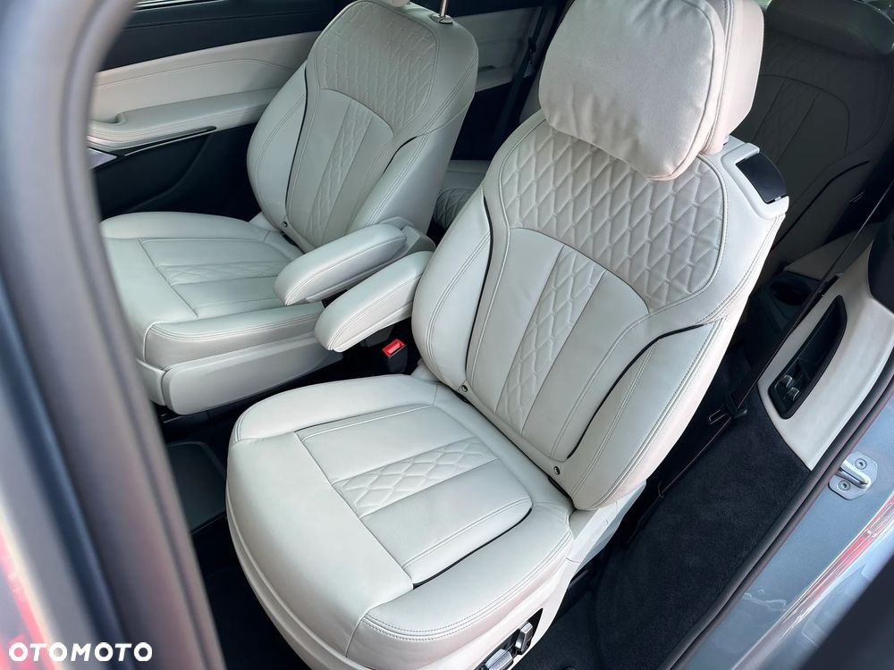 BMW X7 M60i xDrive mHEV sport - 25