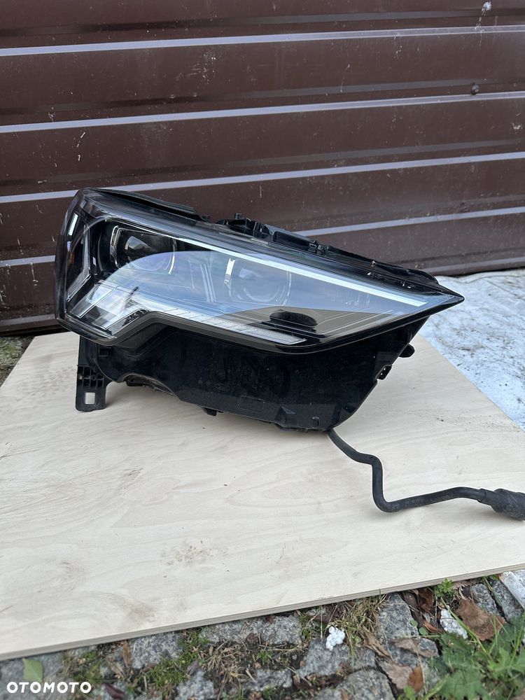 REFLEKTOR LAMPA PRAWA AUDI RSQ3 FULL LED MATRIX 83A941784C - 1