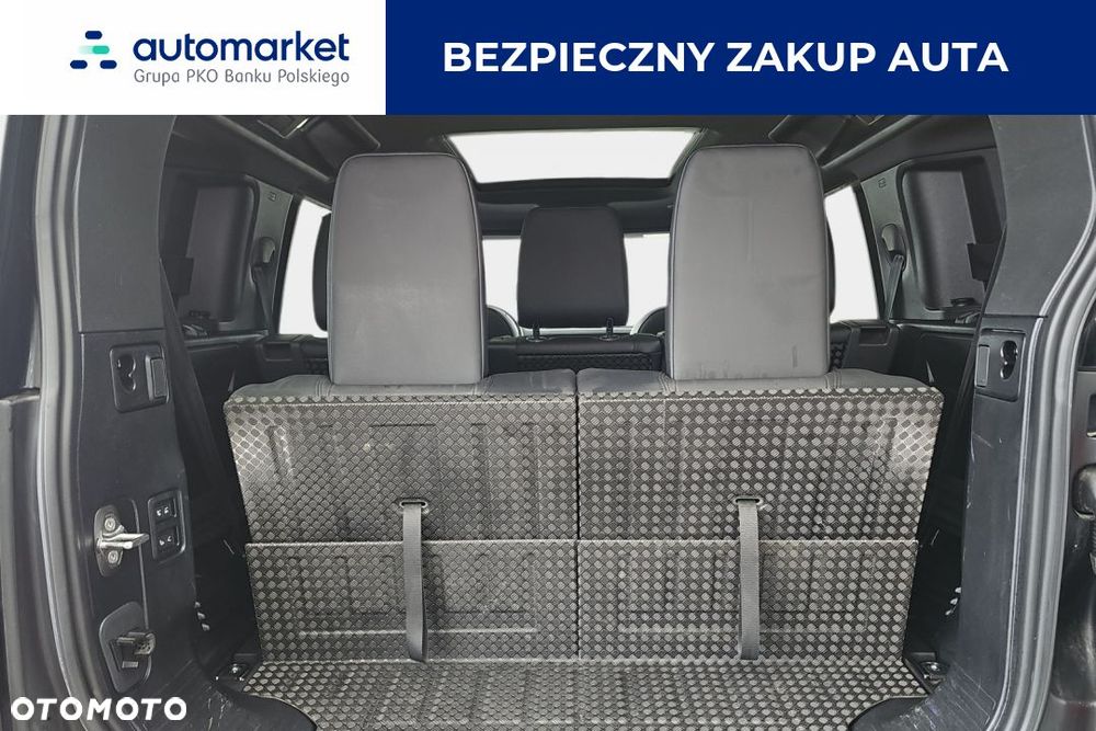 Land Rover Defender 3.0 P300 mHEV SE - 19