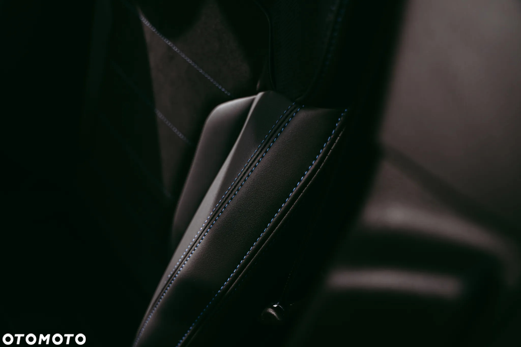 BMW Seria 2 220i - 29