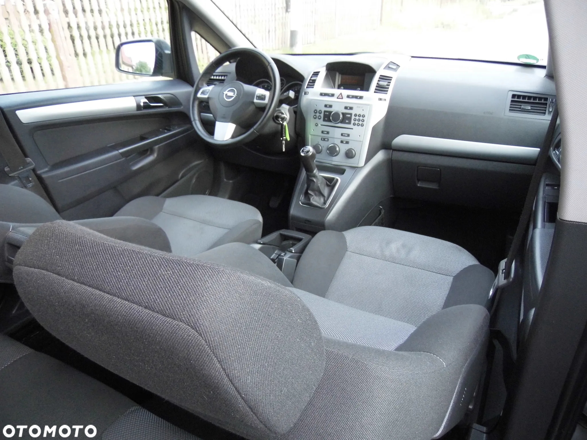 Opel Zafira 1.8 Design Edition - 27