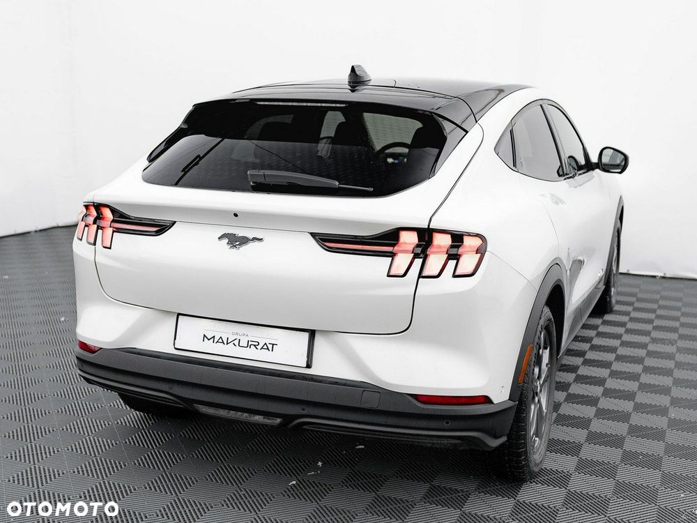 Ford Mustang Mach-E 98kWh RWD - 6