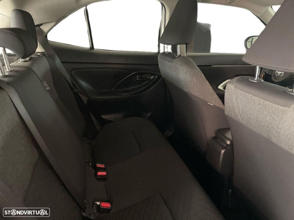 Toyota Yaris Cross 1.5 HDF Comfort Plus - 7