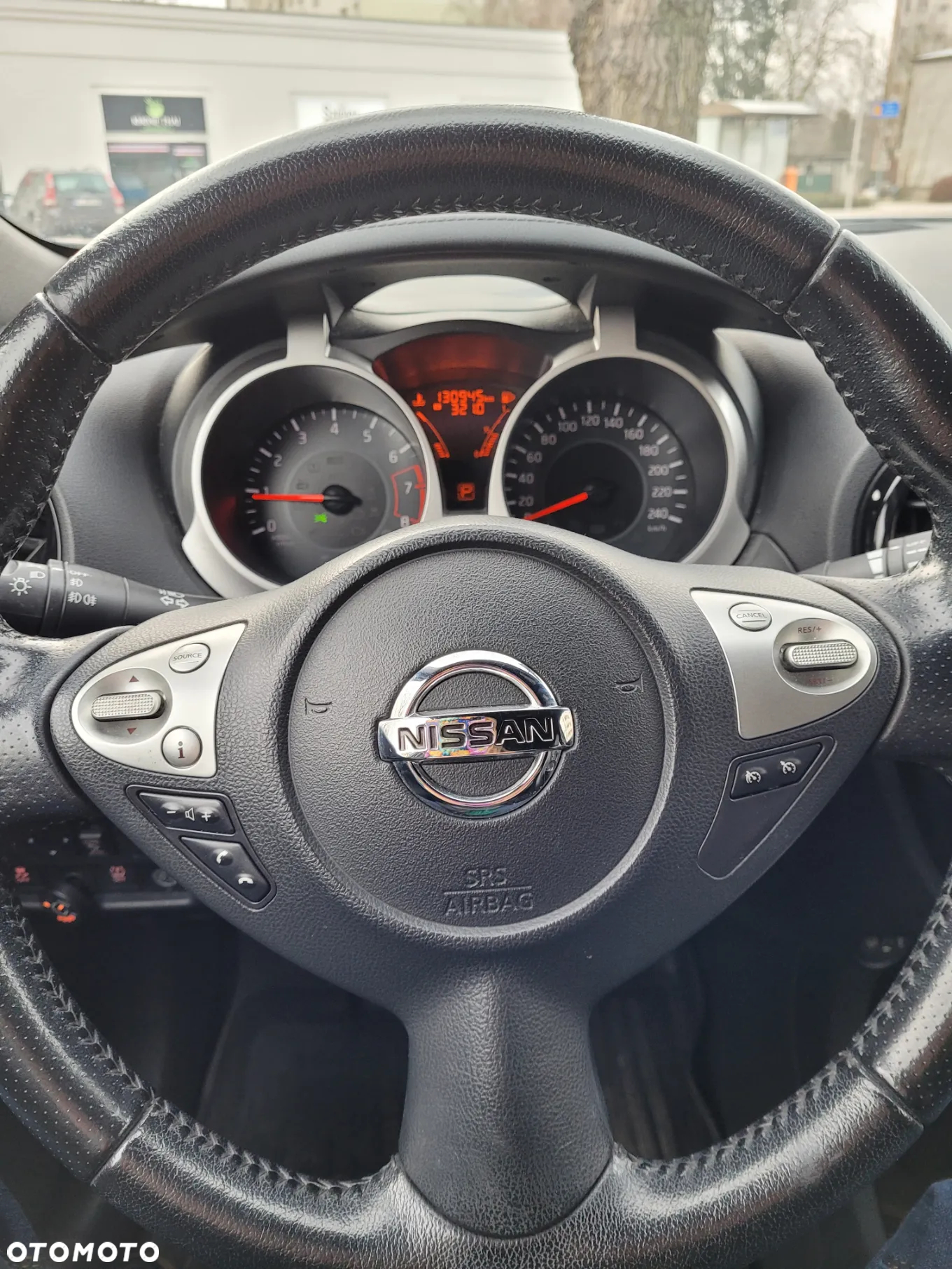 Nissan Juke 1.6 Acenta Xtronic EU6 - 9