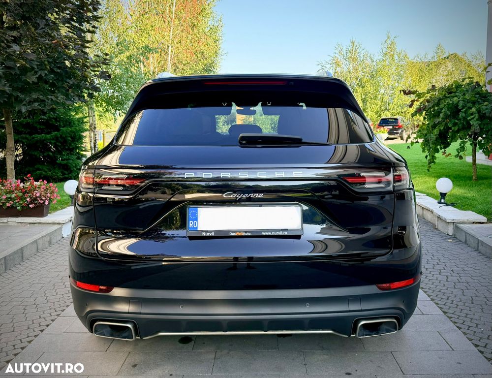 Porsche Cayenne Standard - 5