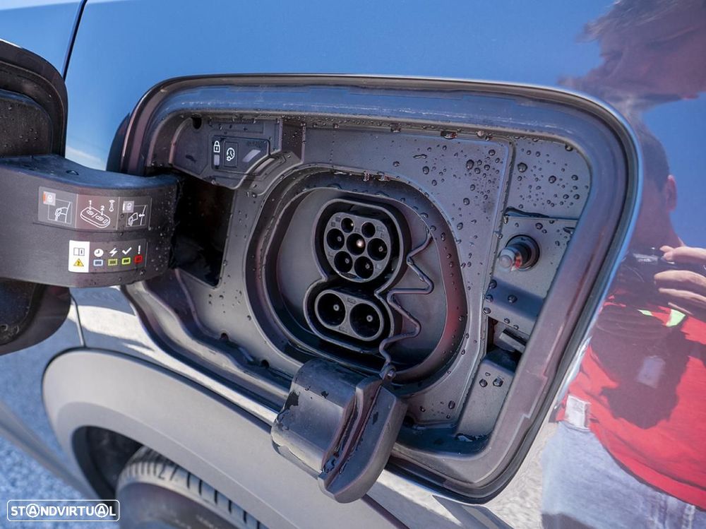 Peugeot E-3008 73 kWh Allure - 9